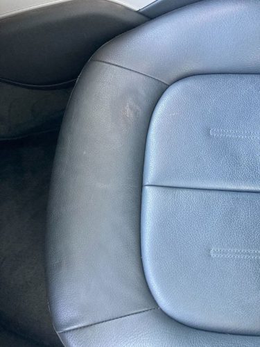 レザー（革）シート擦れ傷 | アウディA7SB | 神戸市東灘区