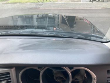 ダッシュボードのベタツキ | ハイラックスサーフ | 神戸市長田区