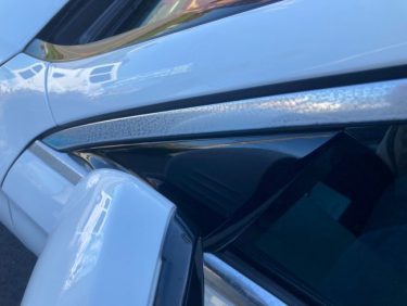 メッキモールウロコ除去 | メルセデスベンツEクラス | 神戸市西区