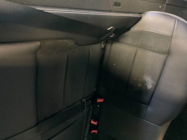 シートのシミ汚れ | メルセデスベンツEクラス | 神戸市中央区