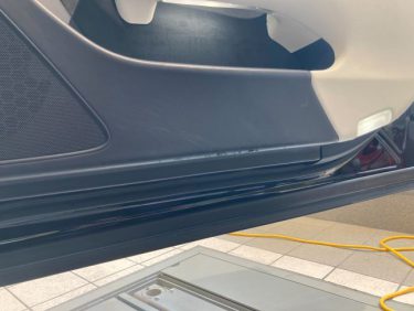 ドア内張り擦れ傷 | レクサスLS500h | 神戸市西区