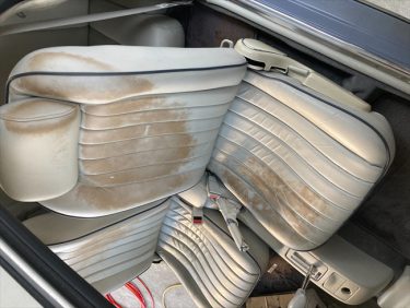 シートの擦れ・劣化 | 【旧車】日産フィガロ | 神戸市垂水区