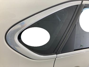 メッキモールの腐食 | BMW X5 | 神戸市中央区