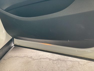 ドア内張り擦れ | BMW・X3 | 神戸市中央区