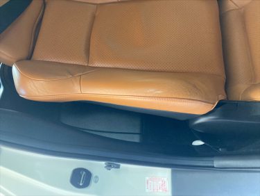 運転席シートシワリペア | 日産・フェアレディZ | 神戸市兵庫区