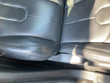 運転席サイドサポート擦れ | レンジローバー | 神戸市長田区