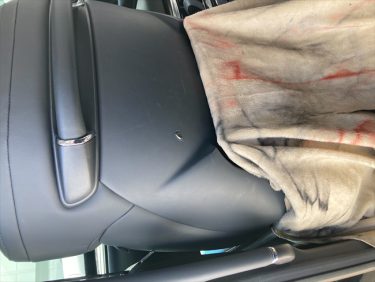 助手席シート裏破れ | アルファード | 大阪・東淀川区