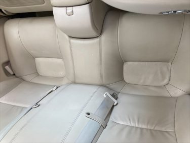 【旧車】後部座席の座面表皮剥がれ | ソアラ | 神戸市灘区
