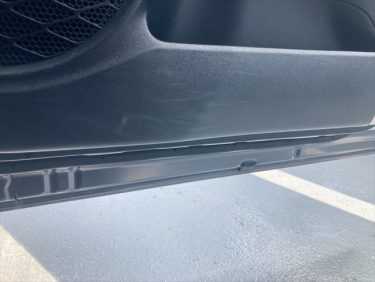 運転席ドア内張り擦れ傷 | プリウス | 神戸市東灘区