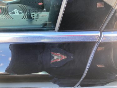 メッキモールの腐食磨き | ボルボXC60 | 兵庫県神戸市西区