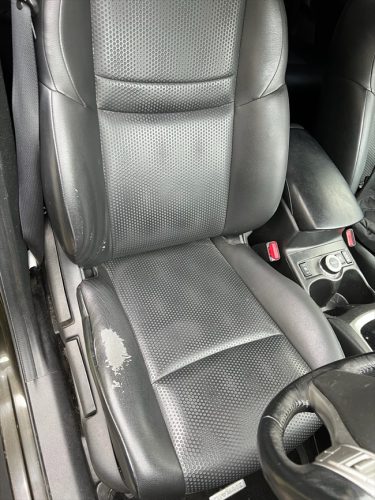 運転席シートの擦れ・破れリペア | 日産エクストレイル | 兵庫県神戸市北区