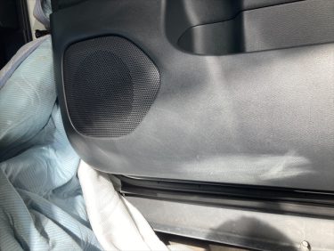 運転席ドア内張りの擦れ | 日産・セレナ | 兵庫県神戸市灘区