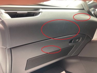 ダッシュボードの線傷 | レクサスRX | 兵庫県神戸市東灘区