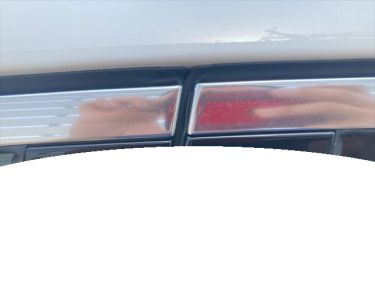 ドアメッキモールの白サビリペア | メルセデスベンツEクラス | 兵庫県神戸市西区