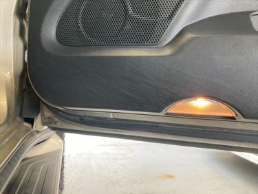 運転席ドア内張り擦れ傷 | 三菱・パジェロ | 兵庫県神戸市北区